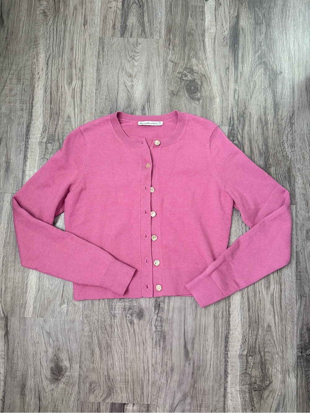 Abercrombie LuxeLoft Shrunken Crew
Cardigan (Violet Purple) Size XS
